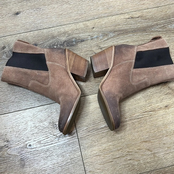 Cole Haan Graham Short Boot in Sequoia Suede Size 5 1/2B - Picture 4 of 10